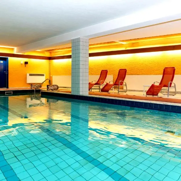 Hotel Meran Hallenbad & Sauna, hotel v destinaci Saarbrücken