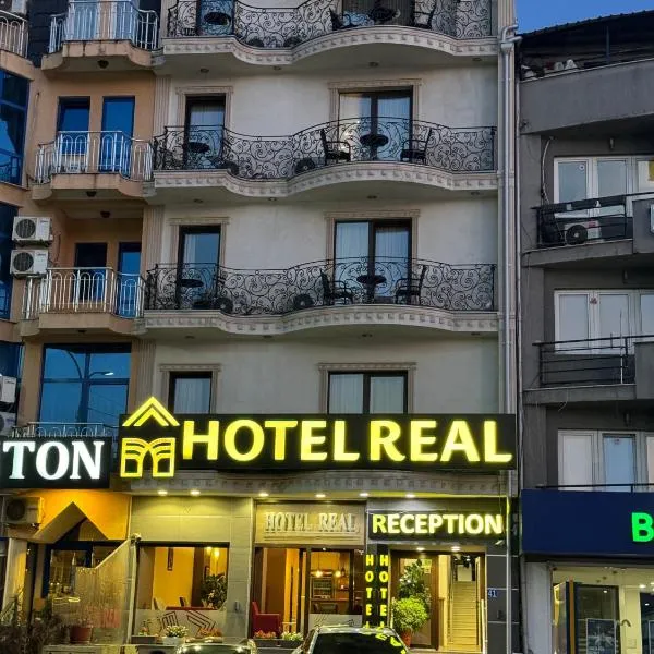 Hotel Real, hótel í Pristina