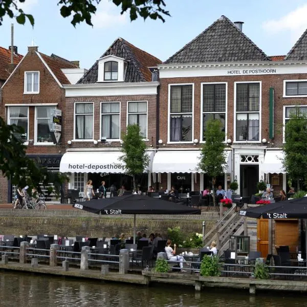 Hotel Café Restaurant De Posthoorn, hotel i Dokkum