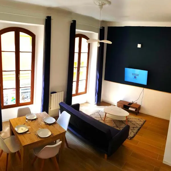 BIG FLAT - LE CALA - Hypercentre - 4 chambres, 13 personnes, proche plage gare et parking, WIFI, Air Conditioning l GROUPE l BUSINESS l FAMILLE, hotel di Nice