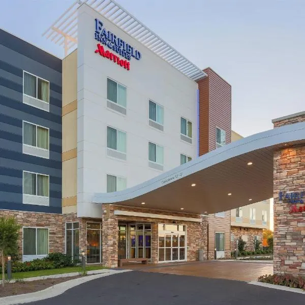 Fairfield Inn & Suites by Marriott Alexandria, hotel in Alexandria