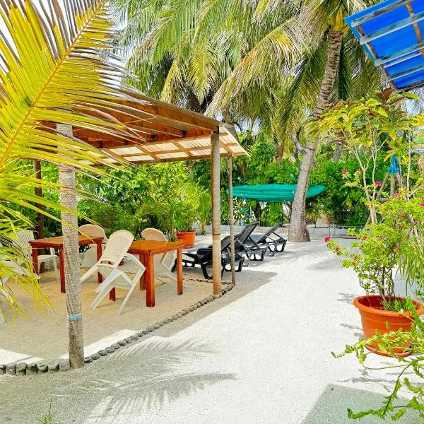 Ithaa Beach, hotel in Guraidhoo