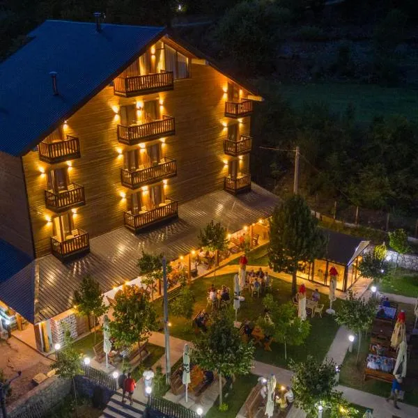 Hotel Jezerca Theth, hotel u gradu 'Theth'