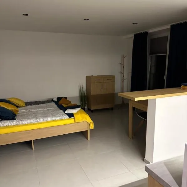 Apartament u Edzi: Suchedniów şehrinde bir otel