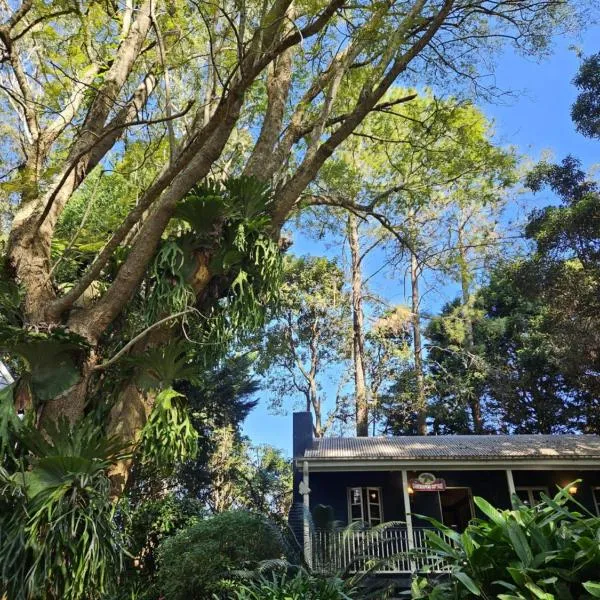 The Gamekeepers Cottage, hotel v mestu Nerang