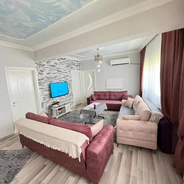 Gökçen Home, hotelli kohteessa Pamukkale