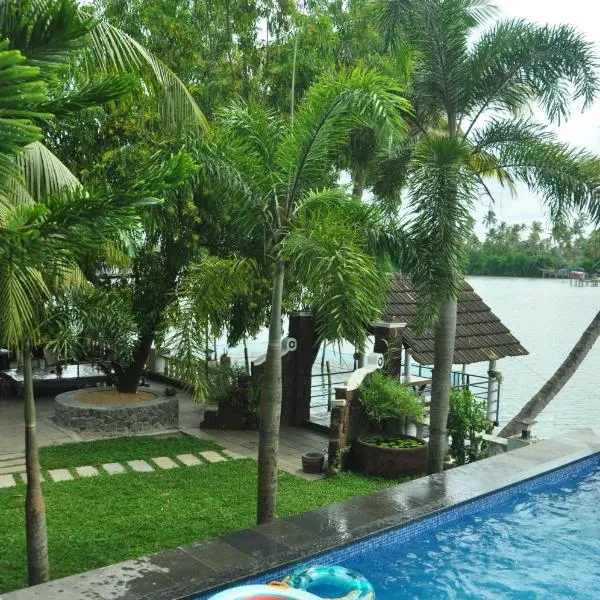 Ambadi's villa -Lake view resort, hotel din Cherai Beach