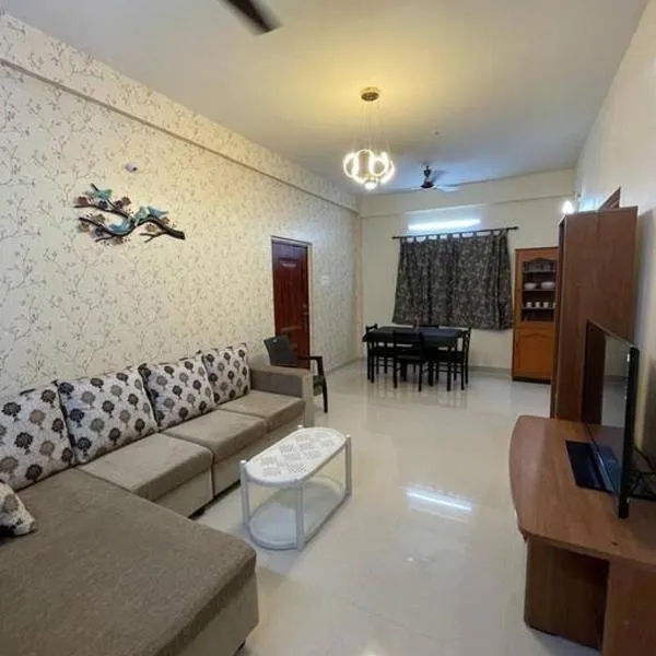 V4 Stay - Luxury 1 BHK AC Suite sleeps 5 guests – hotel w mieście Coimbatore