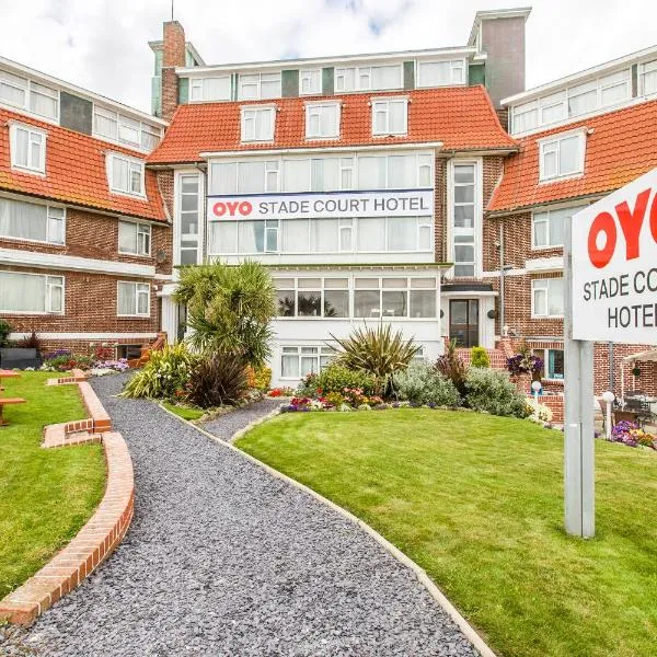 OYO Stade Court Hotel, hótel í Hythe