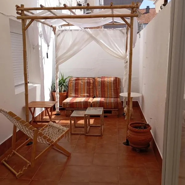 Appartement avec terrasse, Hotel in Arnuero