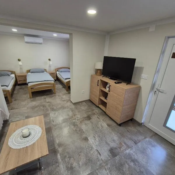 Apartman Blažević, hotel v destinaci Kutina