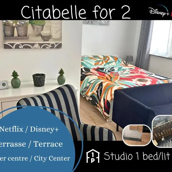 Ô Reflets - Citabelle for 2 - Studio 1 bed view "Citadelle" and terrace: Dinant şehrinde bir otel