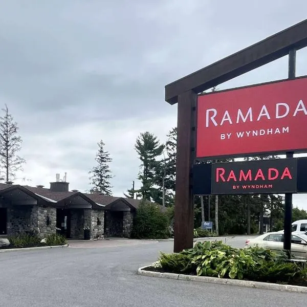 Ramada by Wyndham Ottawa On The Rideau, отель в Оттаве