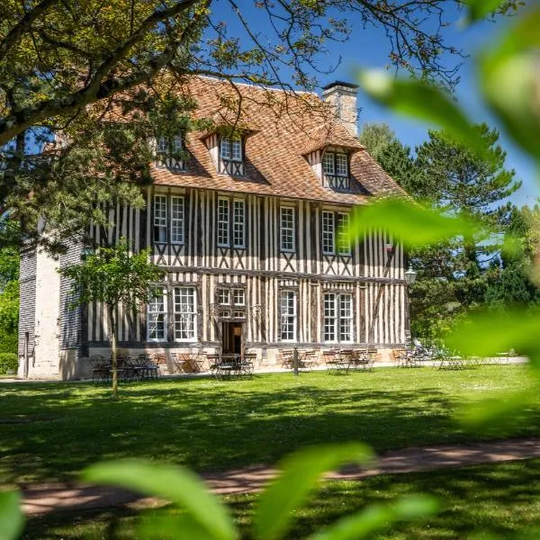 Les Manoirs des Portes de Deauville - Small Luxury Hotel Of The World, hotel in Deauville