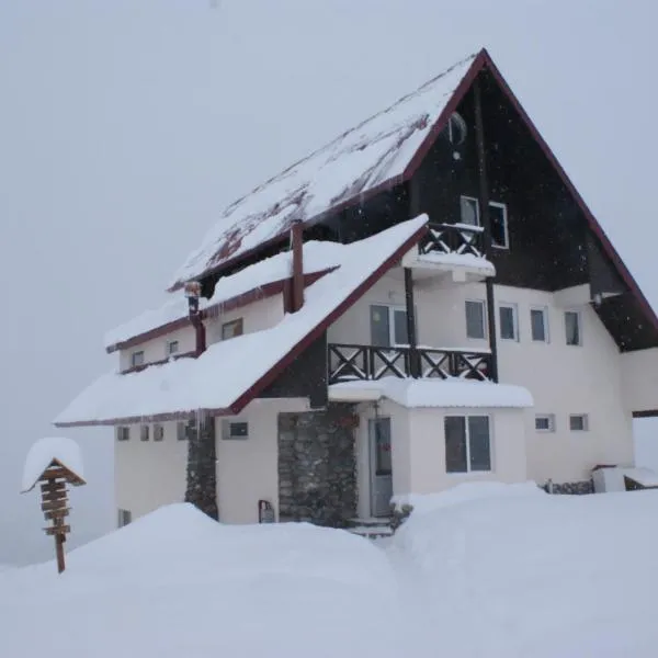 Snow House, hotelli kohteessa Gudauri