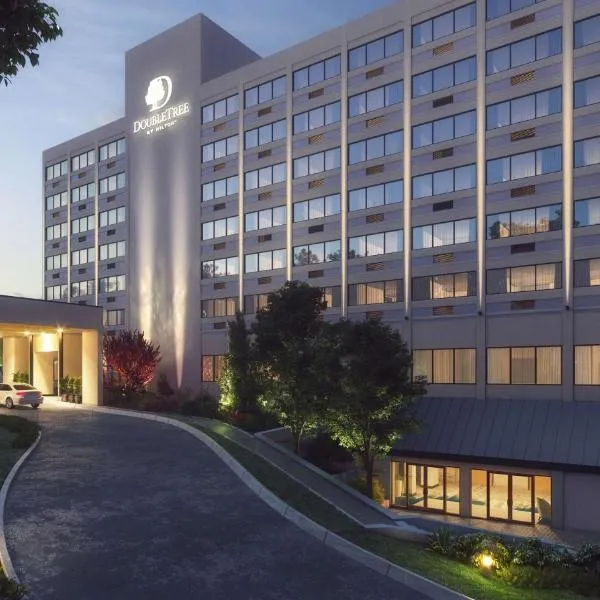 Doubletree By Hilton Clarksville Riverview، فندق في كلاركسفيل