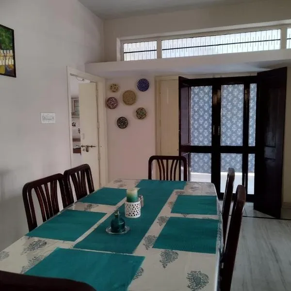 Happy Homestay, hotelli kohteessa Jaipur