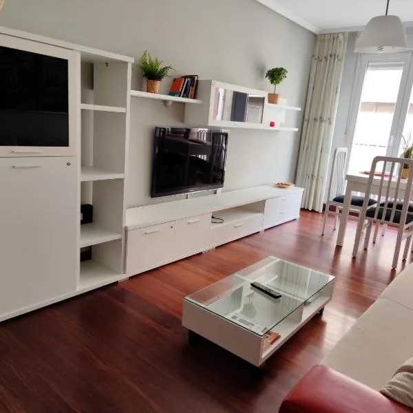 Apartamento en Bilbao con Garaje opcional, hotel in Bilbao