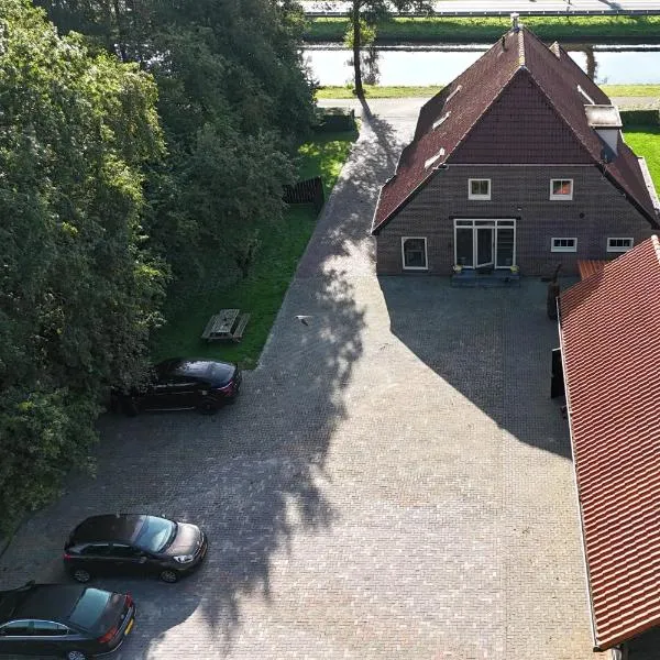 B&B Aan de Vaart, hótel í Assen