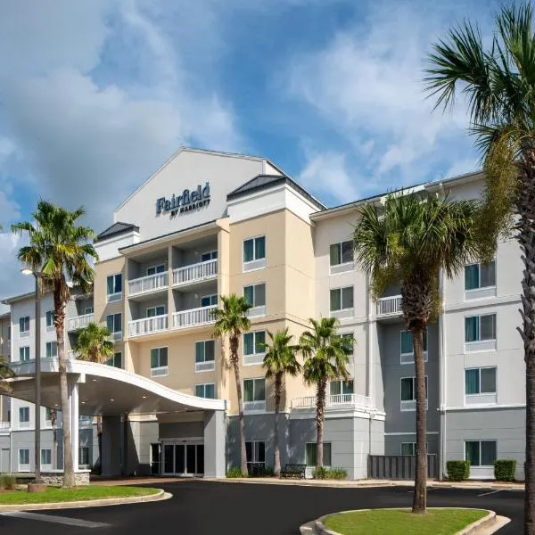 Fairfield Inn & Suites Orange Beach, מלון באורנג' ביץ'