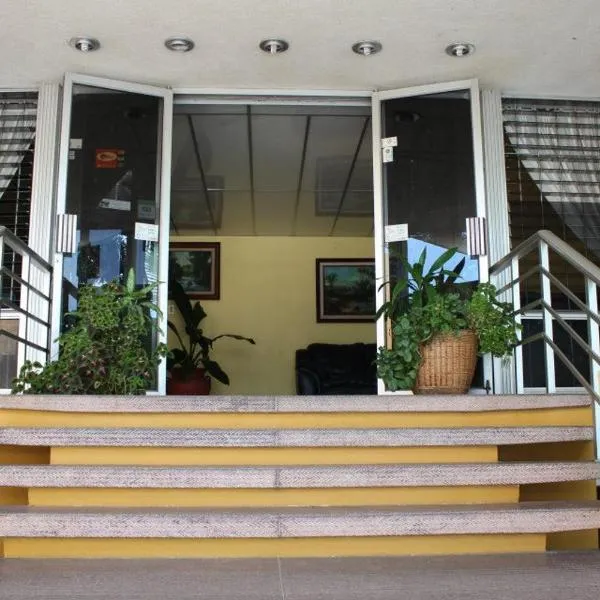 Hotel Dinastía Colima，科利馬的飯店