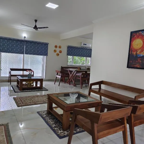 Onyx3, Best 3BHK Luxury Home Stay Thrissur - 7Elysee Homes, hotel em Thrissur