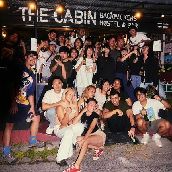 The Cabin Backpackers Hostel & Bar, hotel sa Chiang Mai