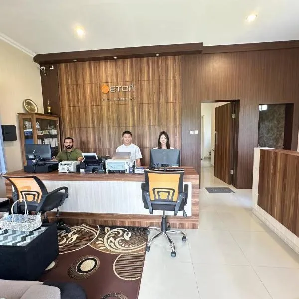 Eton Asia Villas-Kota Bunga, hotel a Puncak