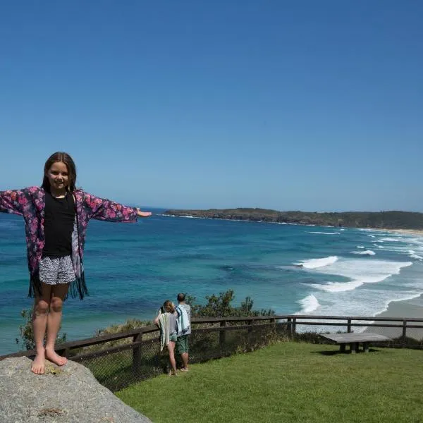 NRMA Myall Shores Holiday Park โรงแรมในบลูอีส์บีช