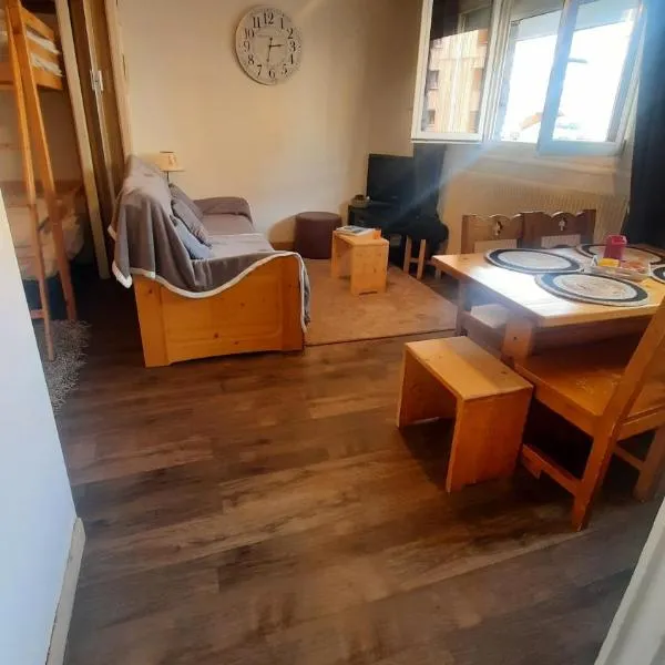 Spacieux appartement Tignes le Lac, hotel em Tignes