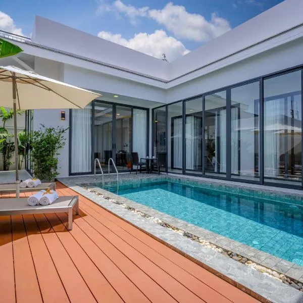 Barringtonia pool villa, hotel sa Phuket Town