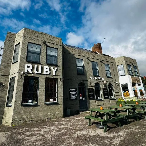 브라이턴앤호브에 위치한 호텔 OYO Ruby Pub & Hotel