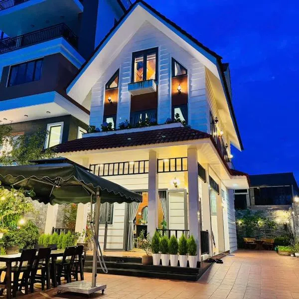 FREELANCE VILLA, hotel v destinaci Da Lat