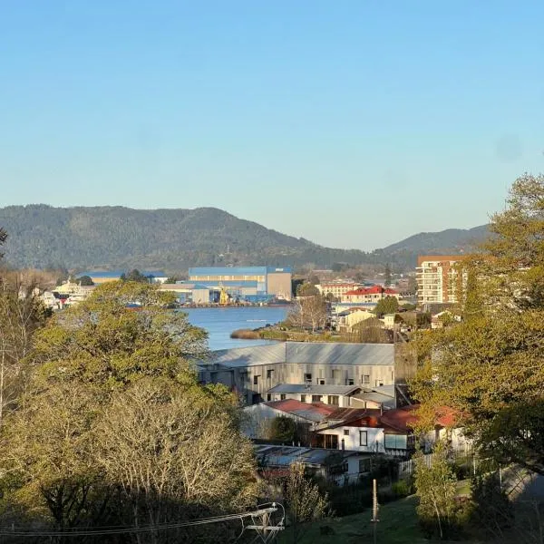 Departamento cómodo, super ubicación y mejor vista, hôtel à Valdivia