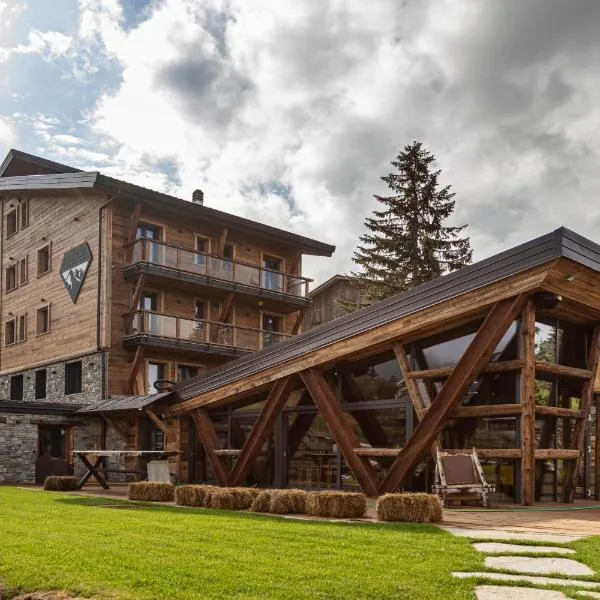 Avalanche - Alpine Boutique Hotel: Sauze dʼOulx'da bir otel