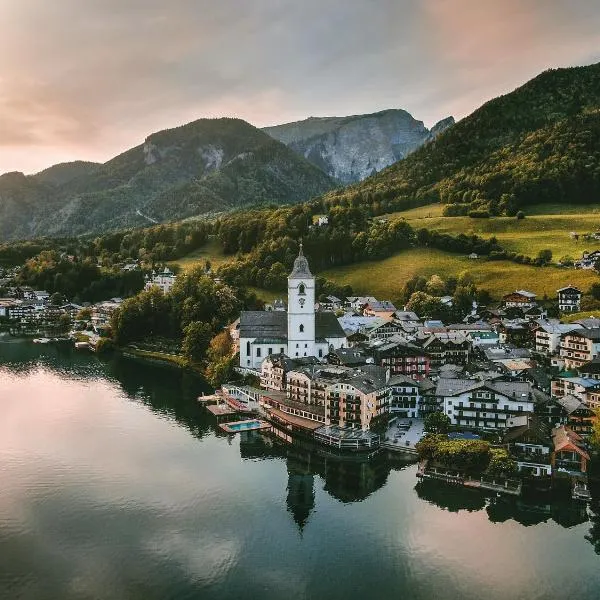 Romantik Hotel Im Weissen Rössl am Wolfgangsee, hótel í St. Wolfgang