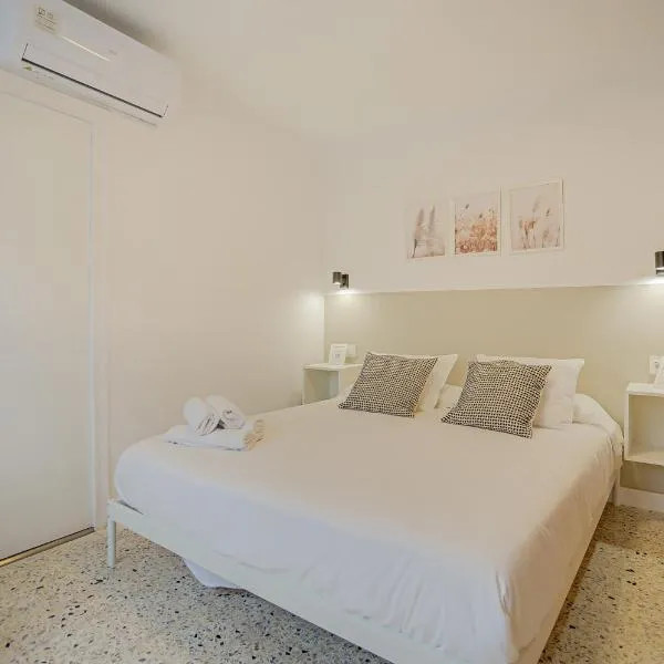 HOSTAL y APARTAMENTO MOLÍ DE MAR, hotel din Tossa de Mar