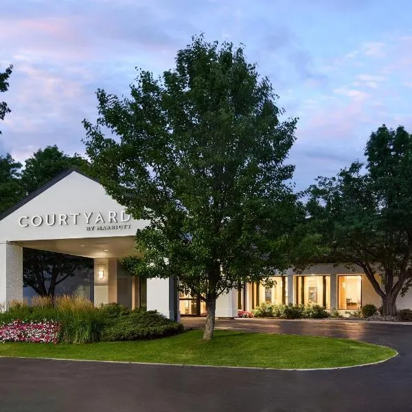 Courtyard by Marriott Fort Collins, hotel sa Fort Collins