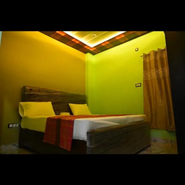 Herambh Paying Guest House, hotel en Varanasi