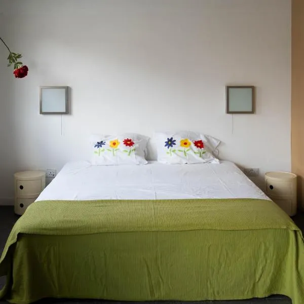 ResArt Traditional House, hotel in Limassol