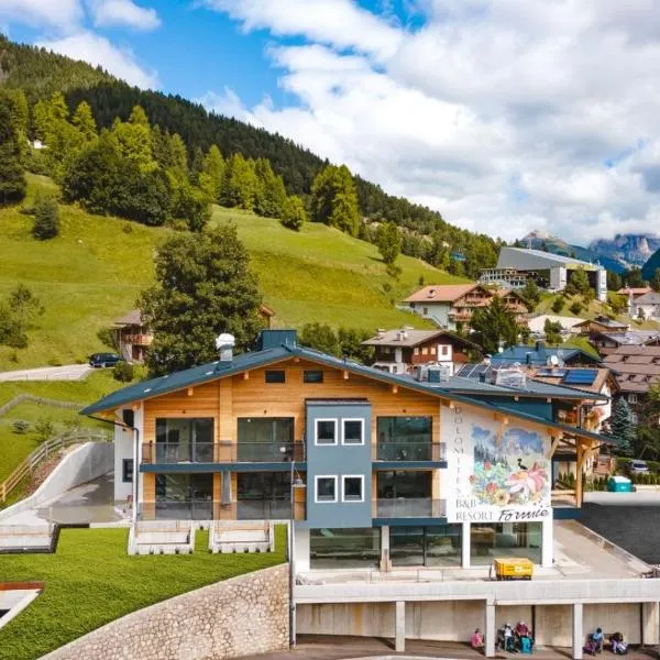 Dolomites Resort b&b Formie, hotel a Pozza di Fassa