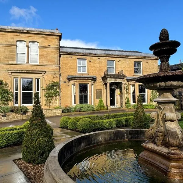 Manor House Lindley, hotel in Brighouse