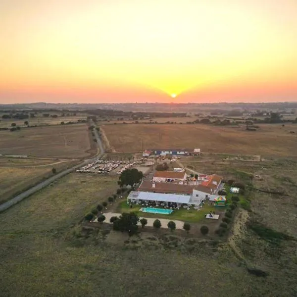 Oliveirinha Country House, hotel in Évora