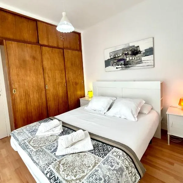 Apartment carrer d'Olesa, hotel Barcelona