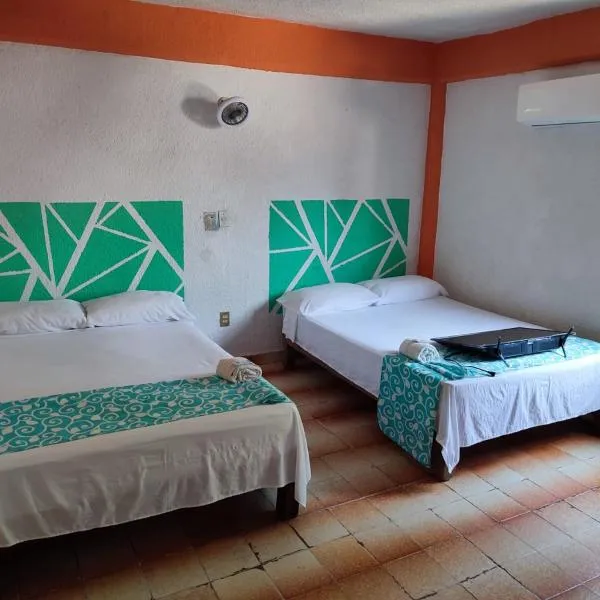 Hotel Casa Lucina, khách sạn ở Zihuatanejo