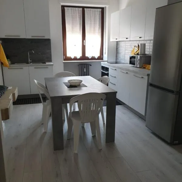 Casa LUISA - Appartamento, hotelli kohteessa Negrar