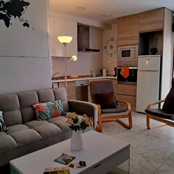 Apartamento La Doncella, hotel sa Alcalá de Henares