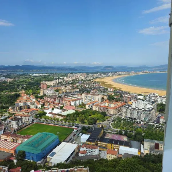 La Torre, vistas a la bahía, hotel en Laredo