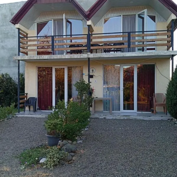 Dito House, hotel u gradu Kobuleti