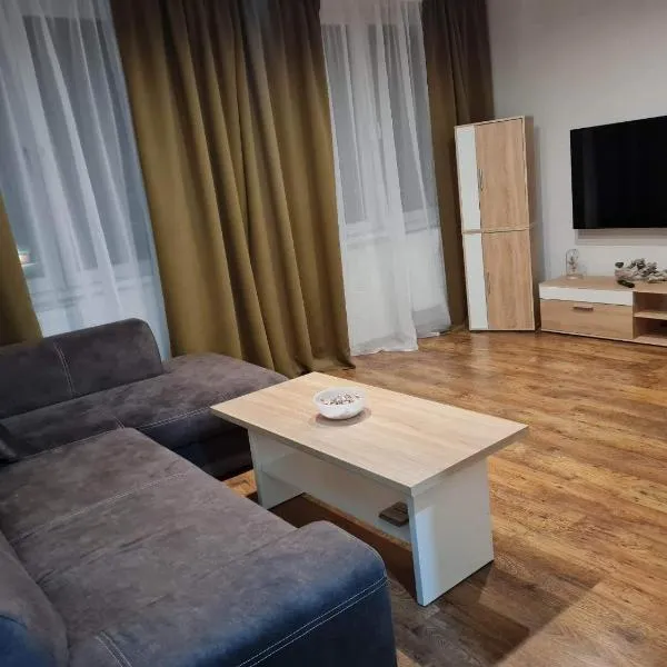 Apartmán centrum MI, hôtel à Michalovce